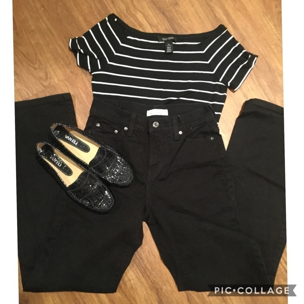 LEVI’S Boot Cut Perfectly Slimming Jeans